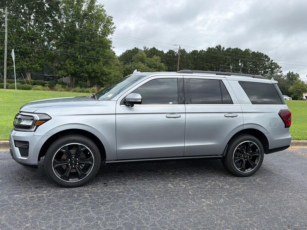 Used 2024 Ford Expedition Limited SUV