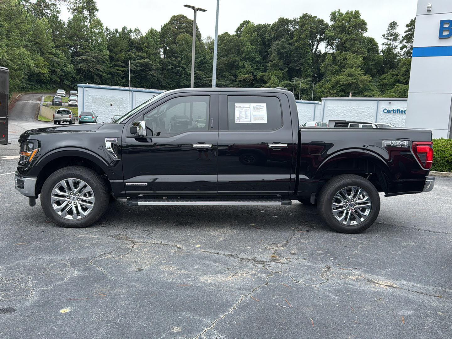 2024 Ford F-150 XLT photo 3