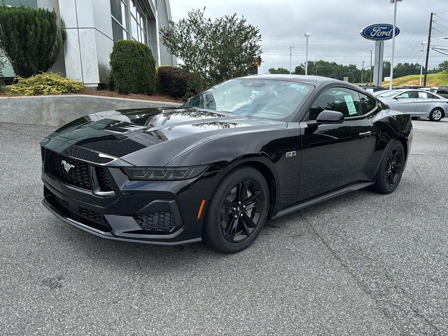 2025 Ford Mustang Coupe 