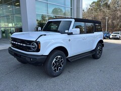 2025 Ford Bronco Outer Banks SUV
