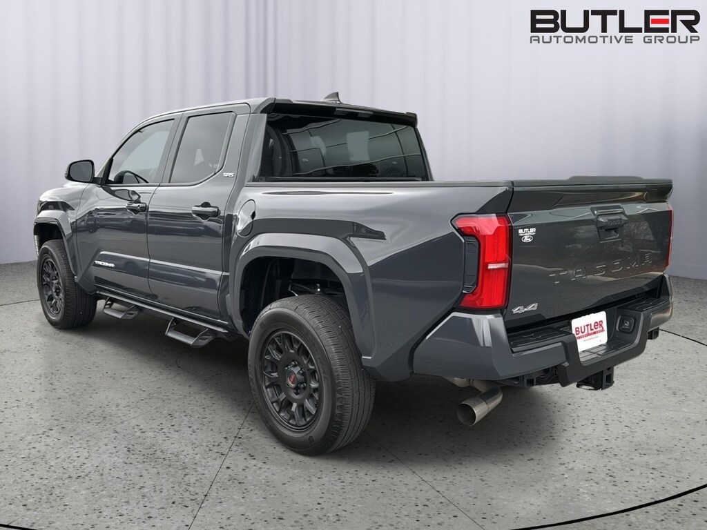Used 2024 Toyota Tacoma SR5 Truck Double Cab