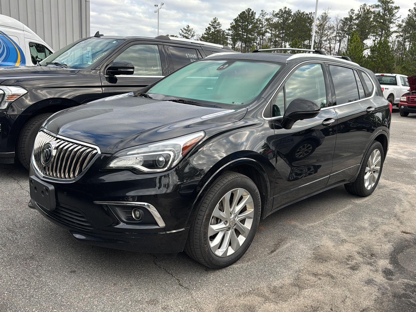 2017 Buick Envision Premium II's photo