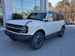 2025 Ford Bronco Outer Banks SUV