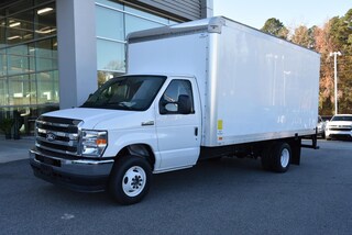 2026 Ford E-450 Cutaway Base Truck