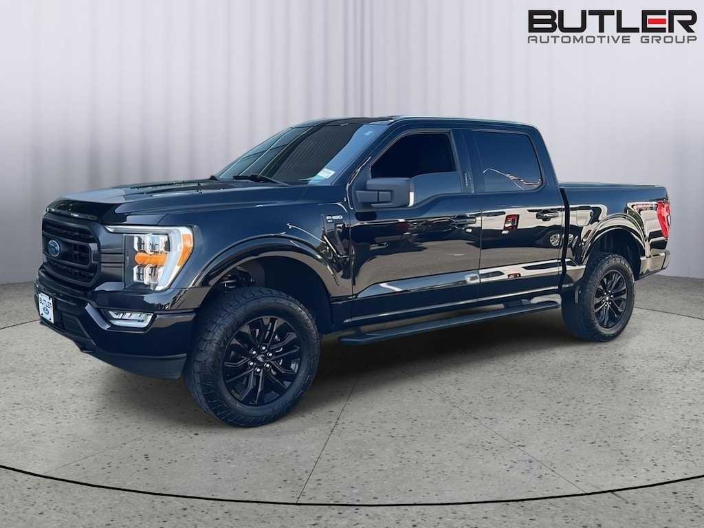 Used 2022 Ford F-150 XLT Truck SuperCrew Cab