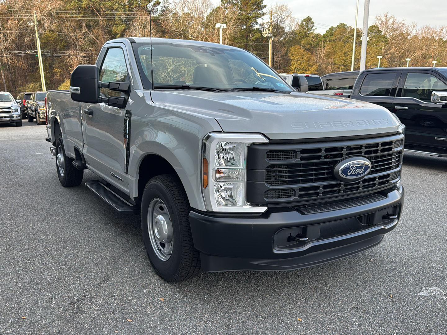 2026 Ford F-350 Super Duty XL - Photo 10