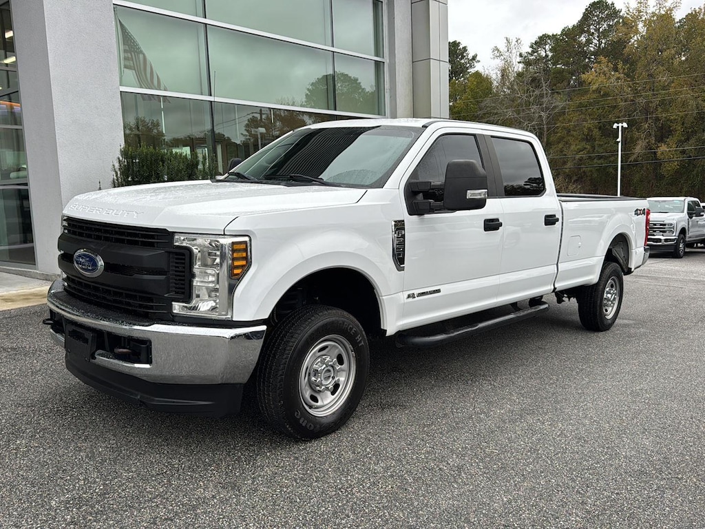 Used 2019 Ford F-250  Truck Crew Cab
