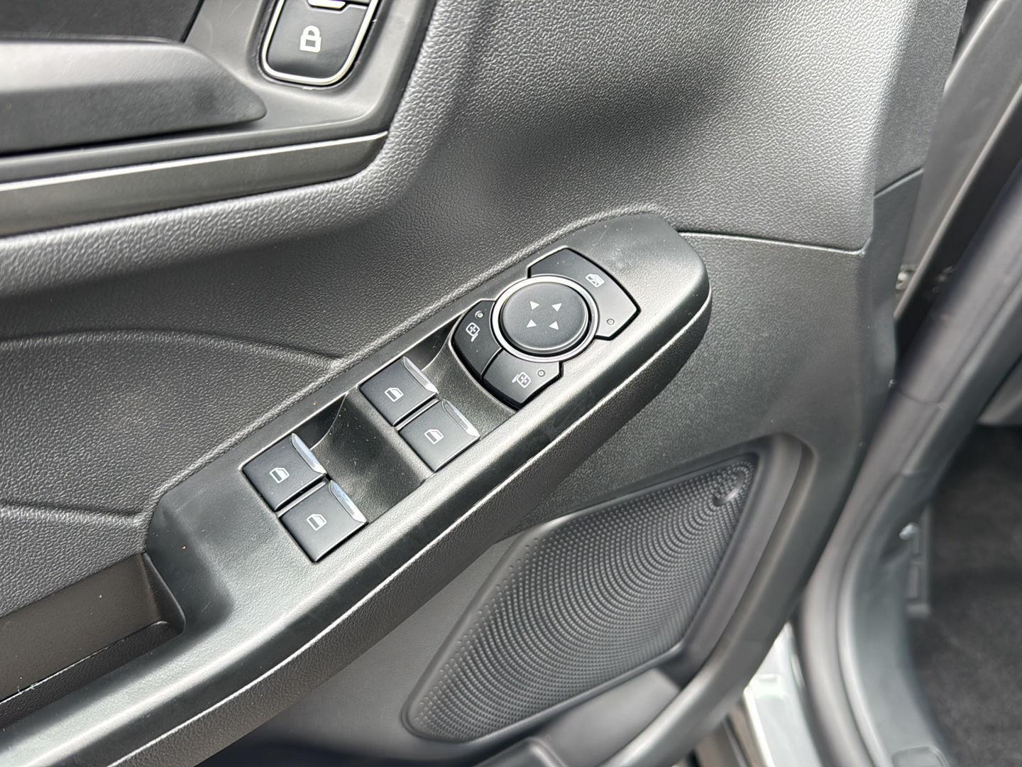 2025 Ford Escape Active - Photo 27