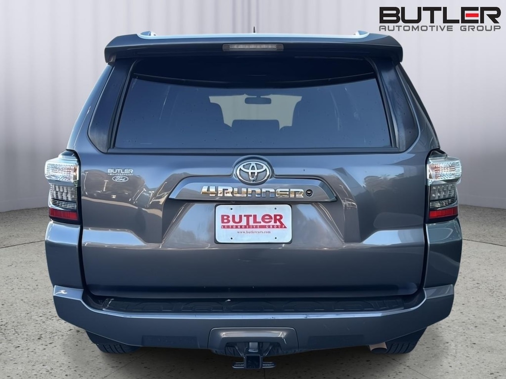 Used 2016 Toyota 4Runner SR5 SUV