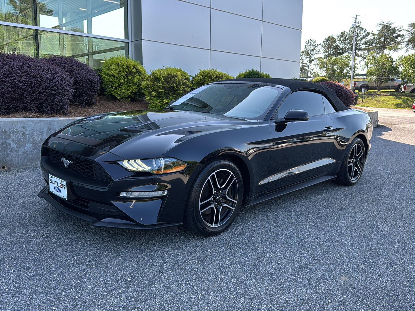 Used 2020 Ford Mustang EcoBoost Premium with VIN 1FATP8UHXL5134227 for sale in Milledgeville, GA