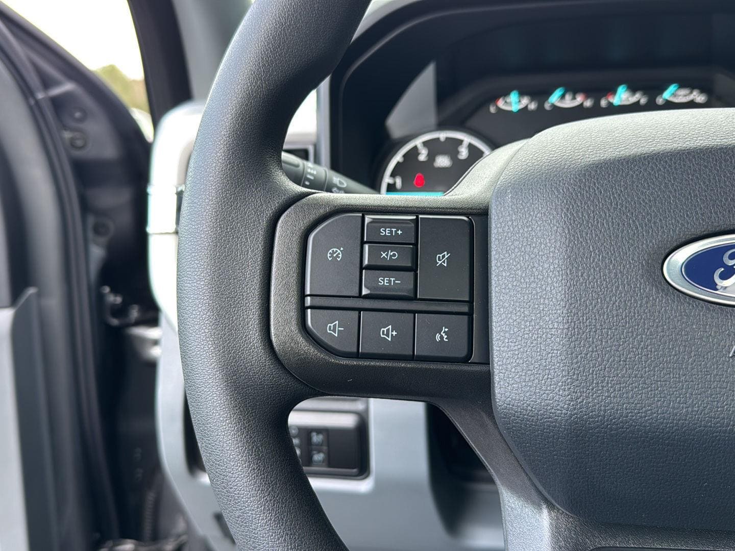 2026 Ford F-350 Super Duty XL - Photo 19