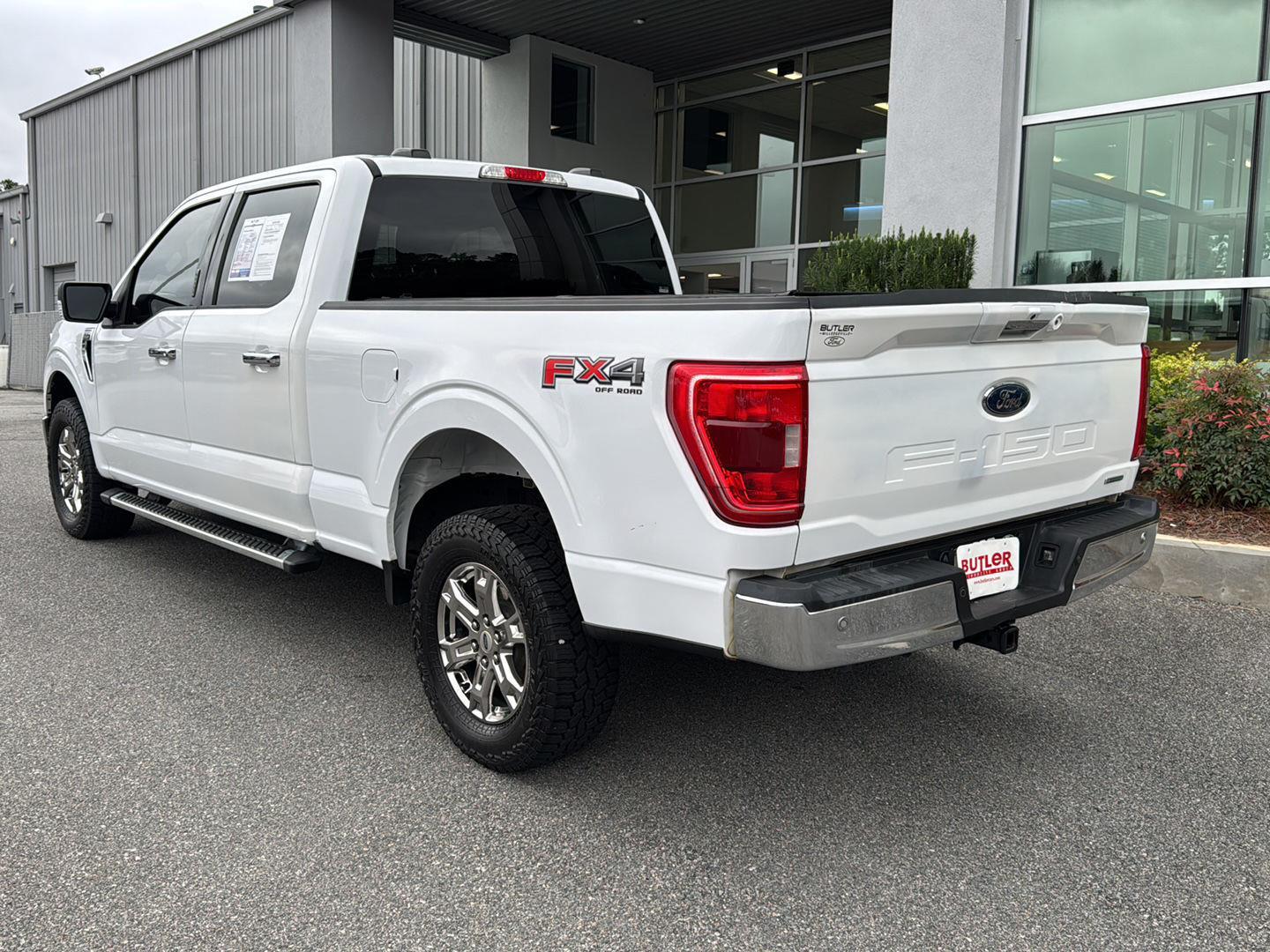 2022 Ford F-150 XLT photo 3