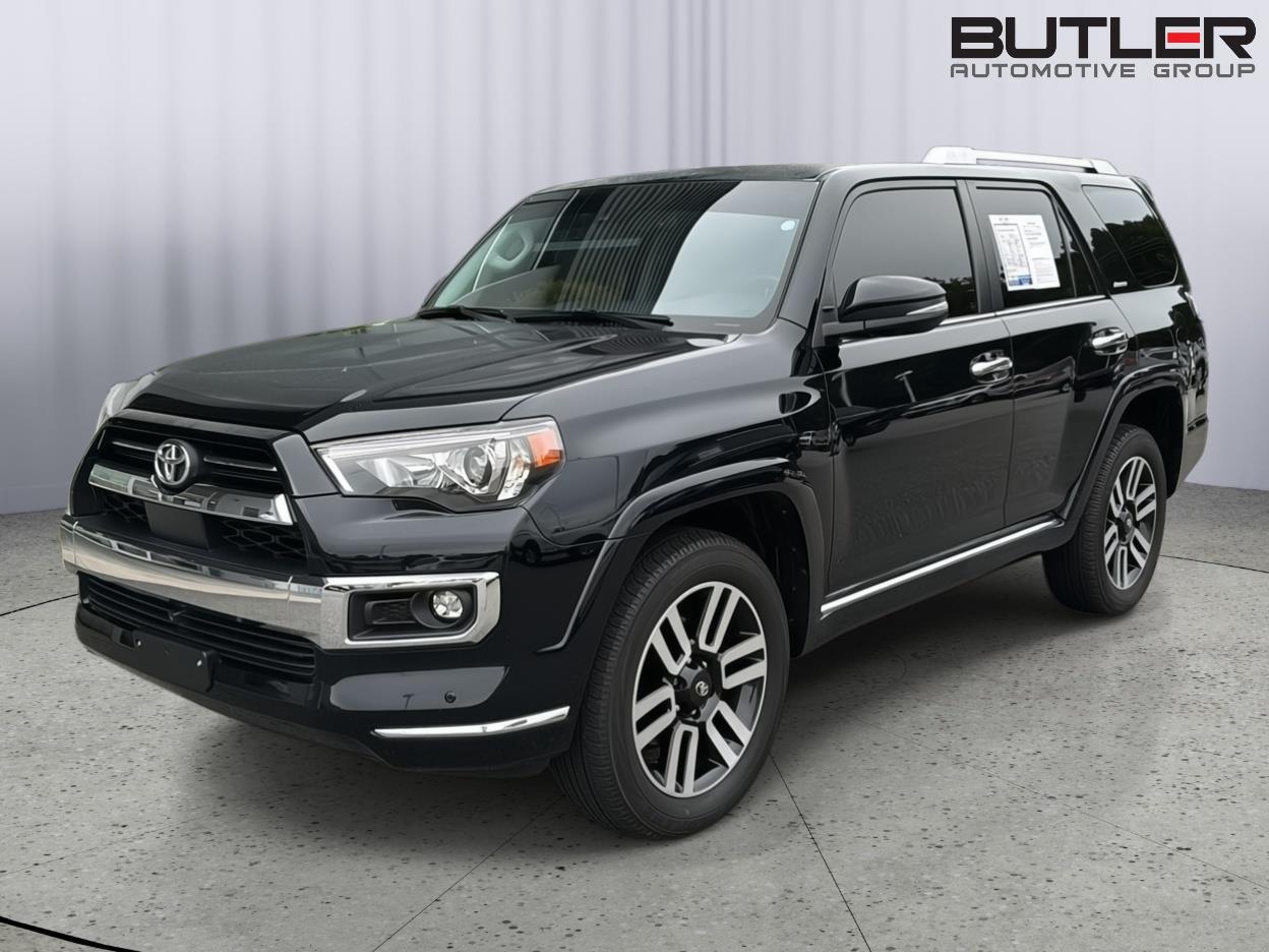2022 Toyota 4Runner Limited's photo