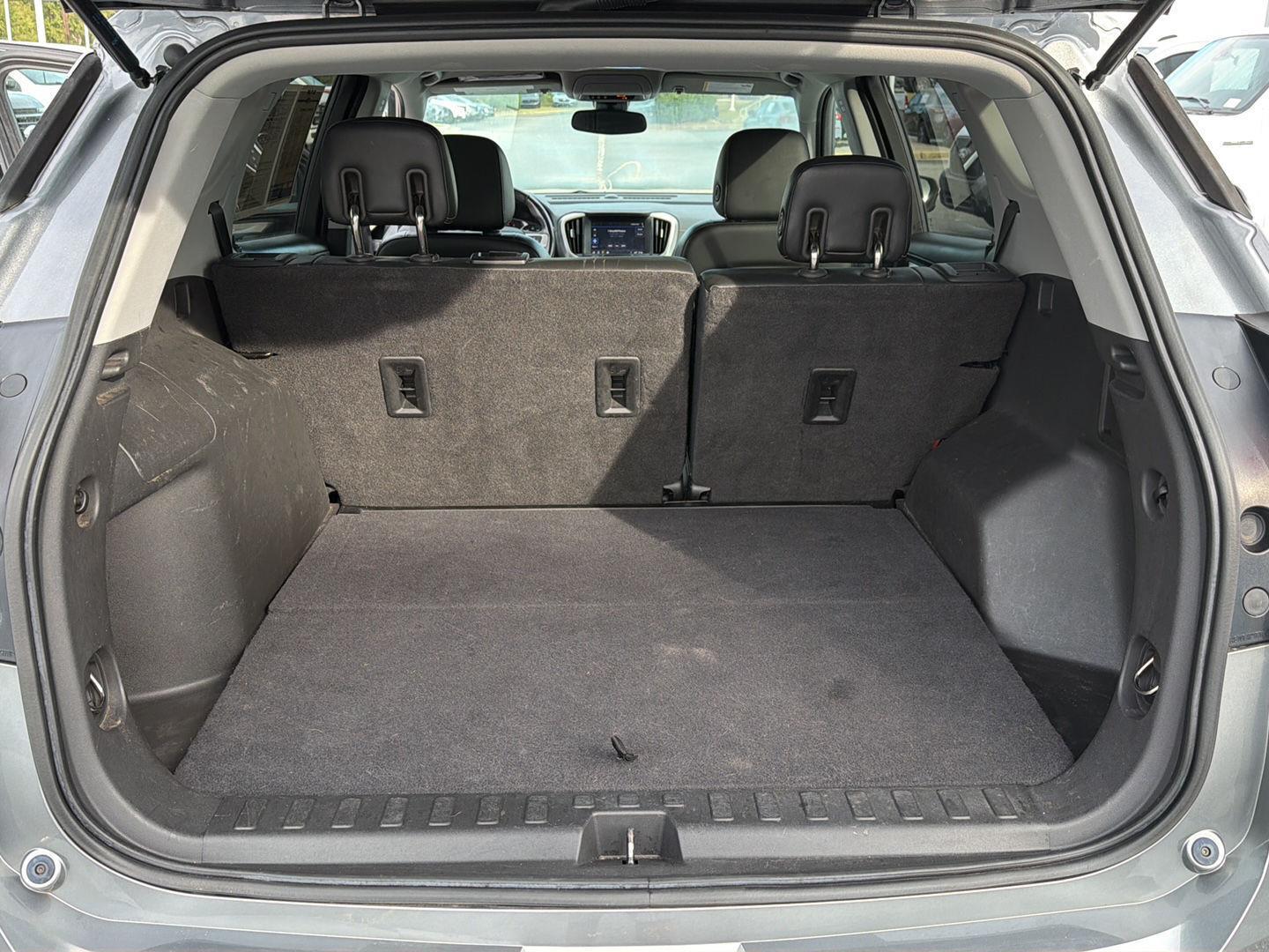 Photo 33