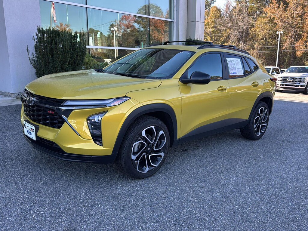 Used 2024 Chevrolet Trax 2RS SUV