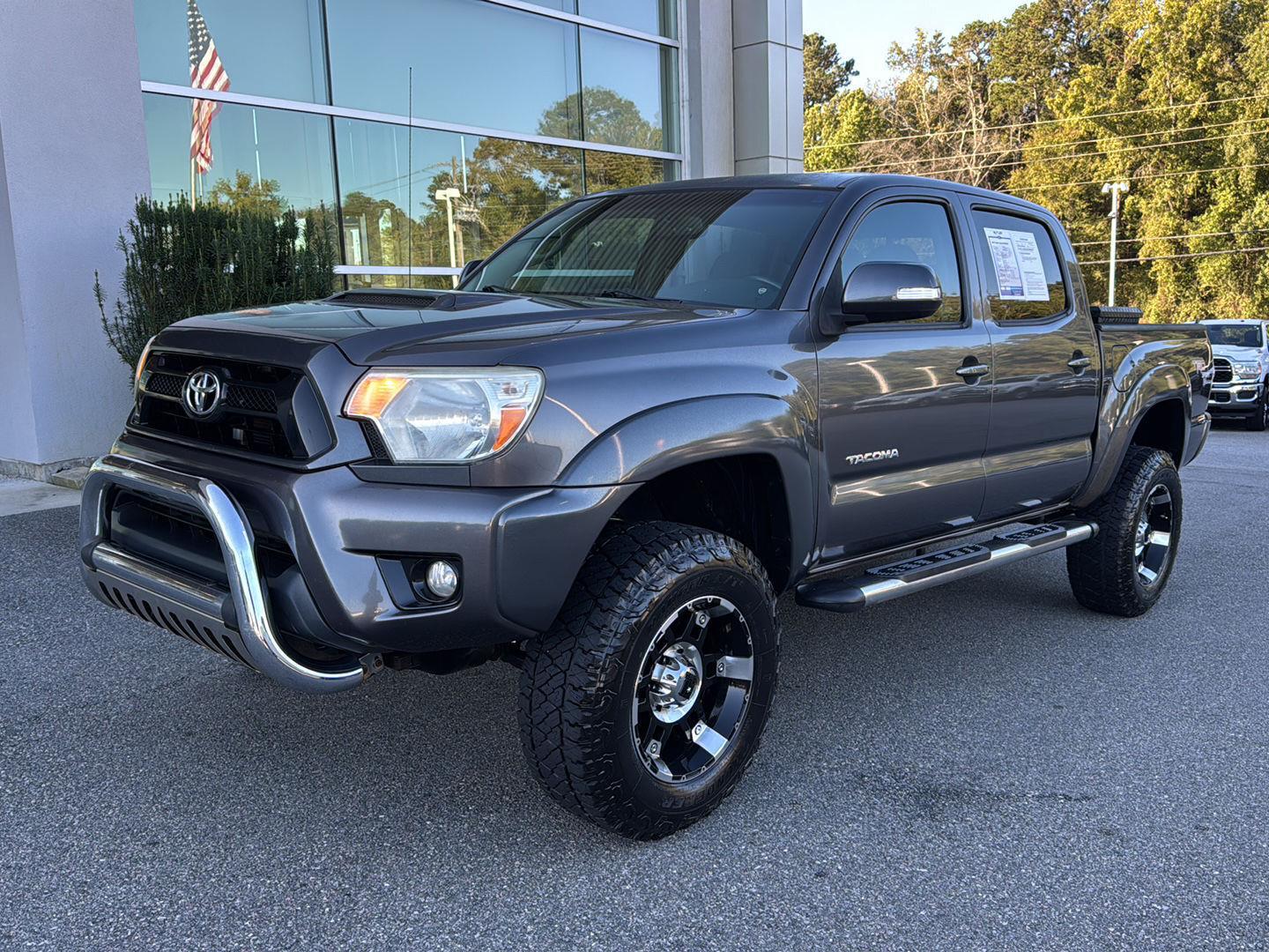 2012 Toyota Tacoma V6 Double Cab 4x4 photo 2