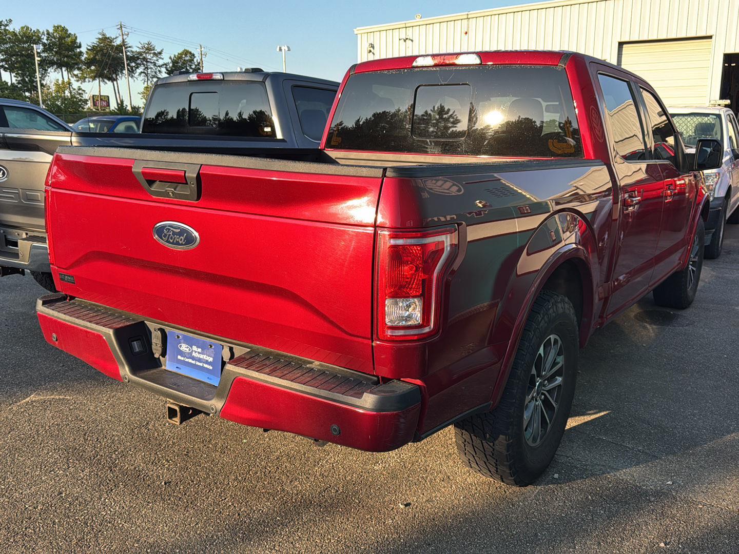 2017 Ford F-150 XLT photo 4