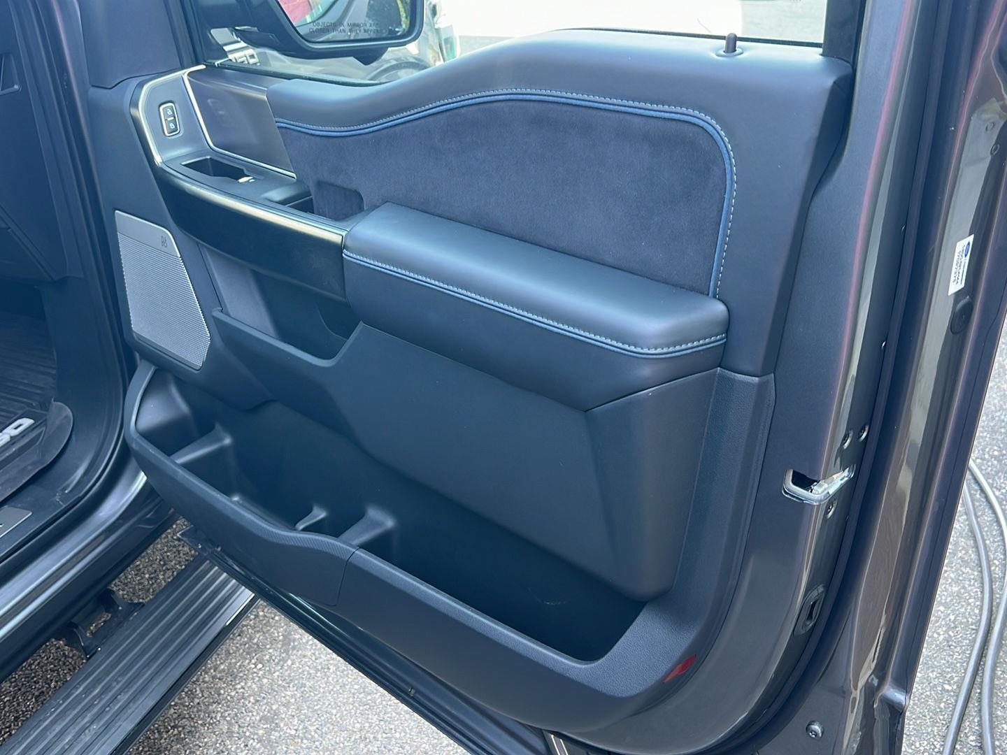 2024 Ford F-150 Platinum - Photo 15