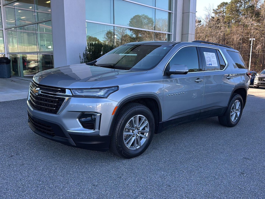 Used 2023 Chevrolet Traverse LT Cloth w/1LT SUV