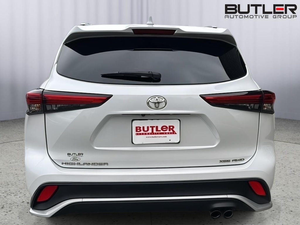 Used 2022 Toyota Highlander XSE SUV