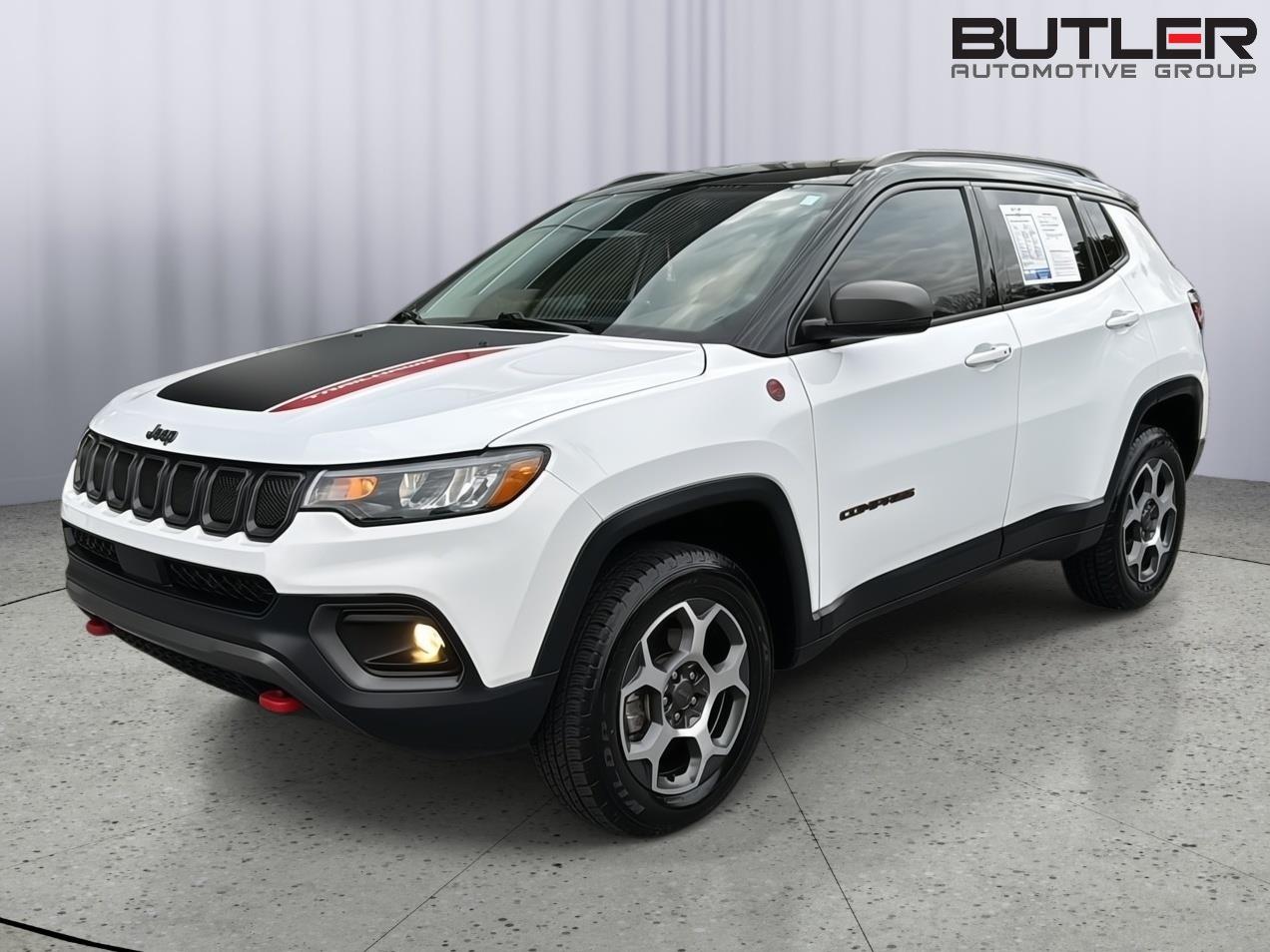 2022 Jeep Compass Trailhawk's photo
