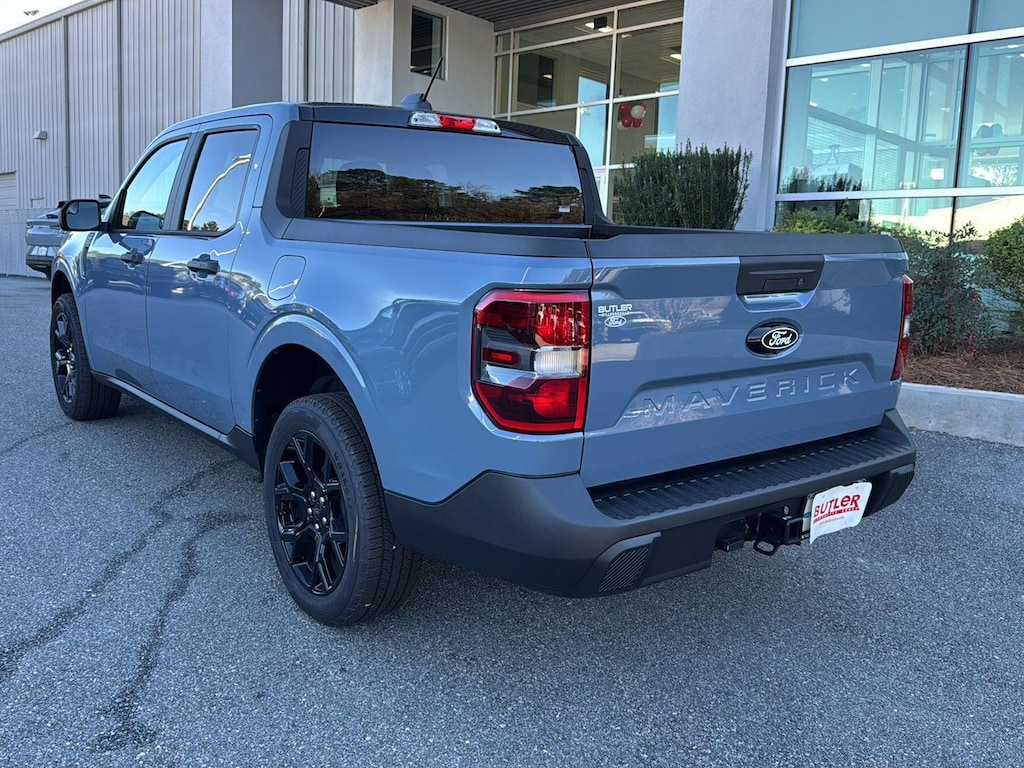 2025 Ford Maverick XLT photo 3