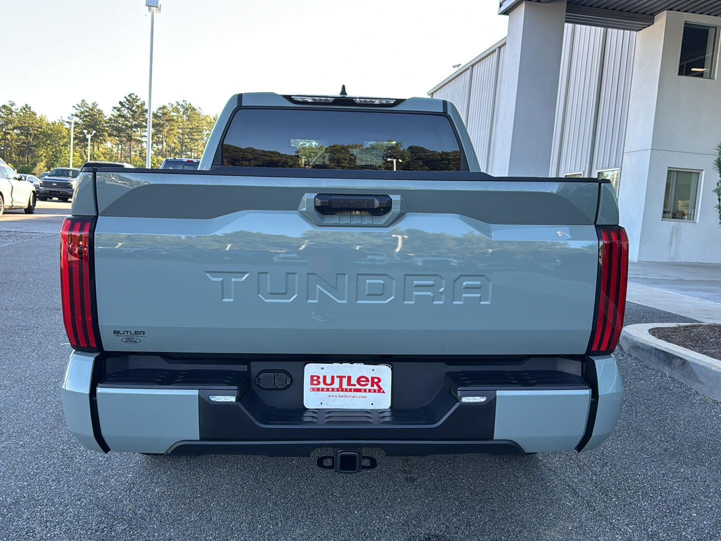2024 Toyota Tundra SR5 CrewMax photo 3