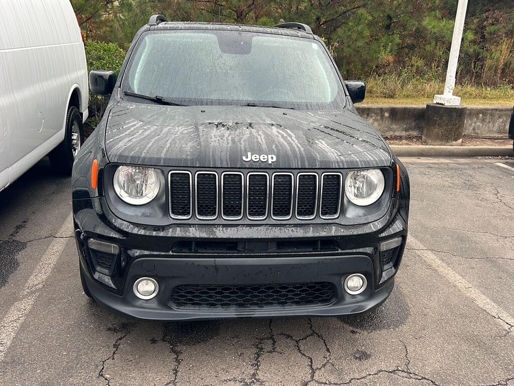 Used 2019 Jeep Renegade Latitude FWD SUV