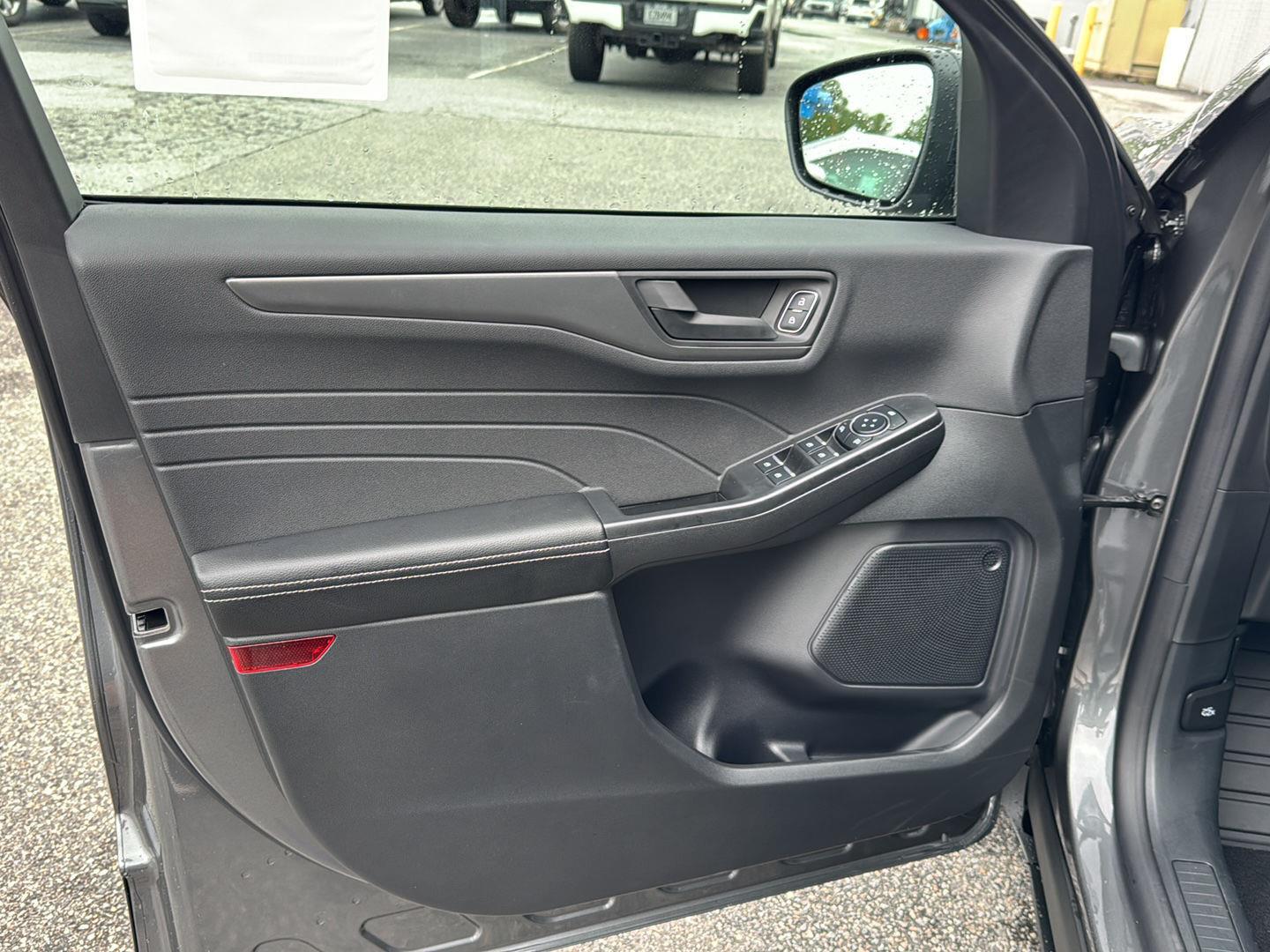 2025 Ford Escape Active - Photo 14