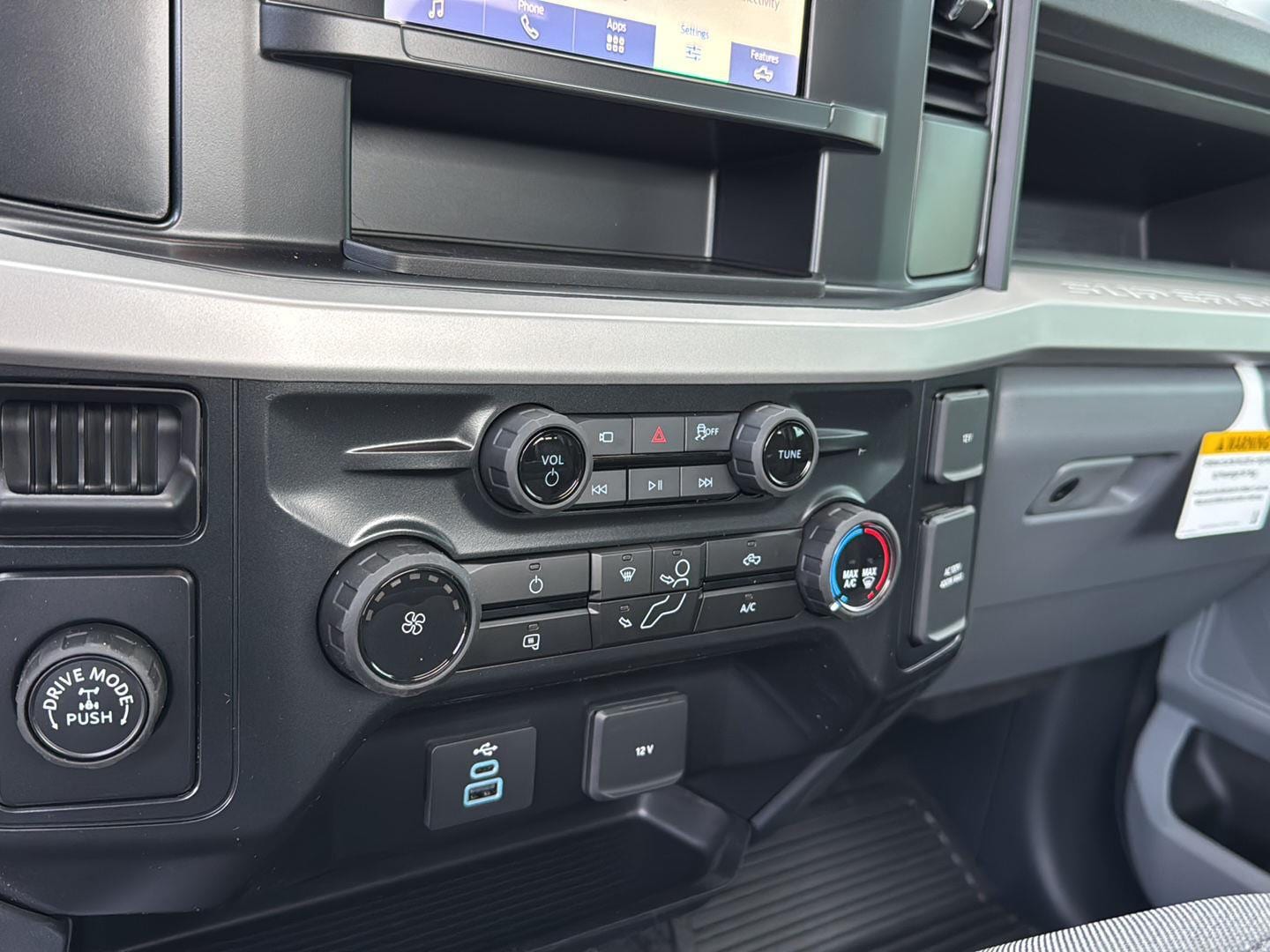 2026 Ford F-350 Super Duty XL - Photo 27