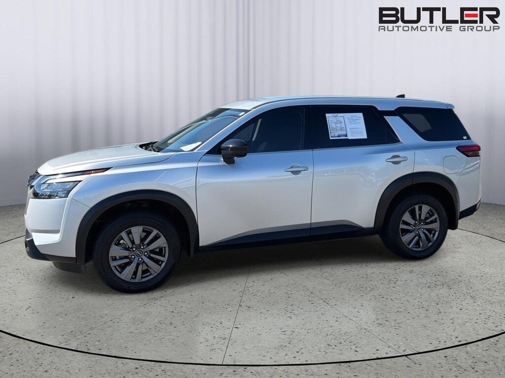 Used 2024 Nissan Pathfinder S SUV