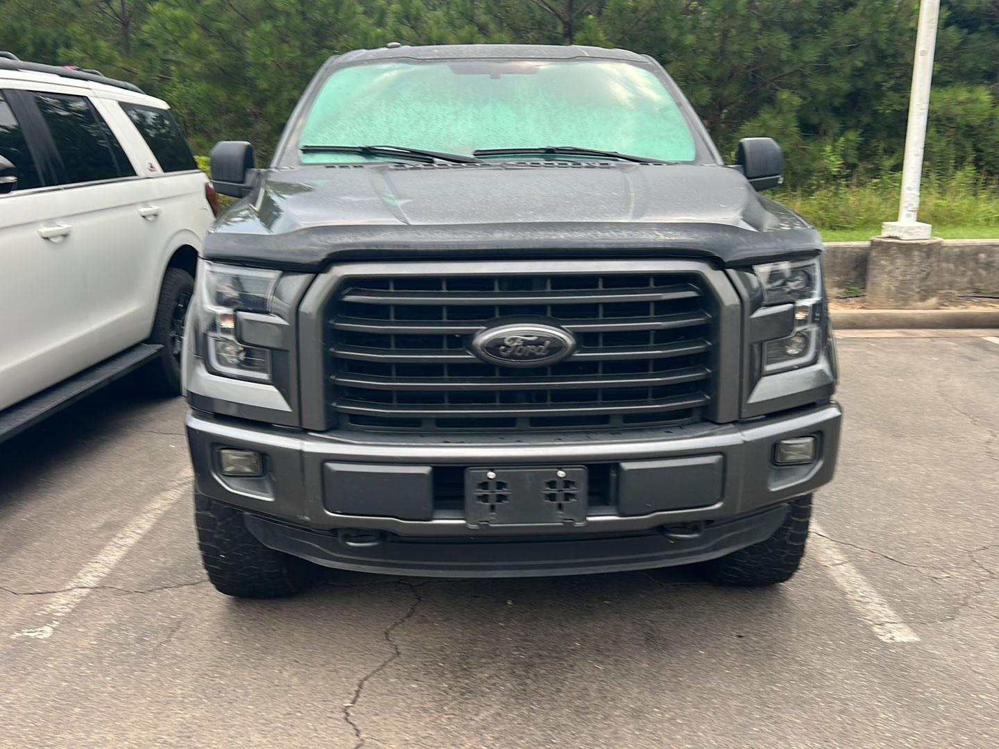 2016 Ford F-150 XLT photo 4