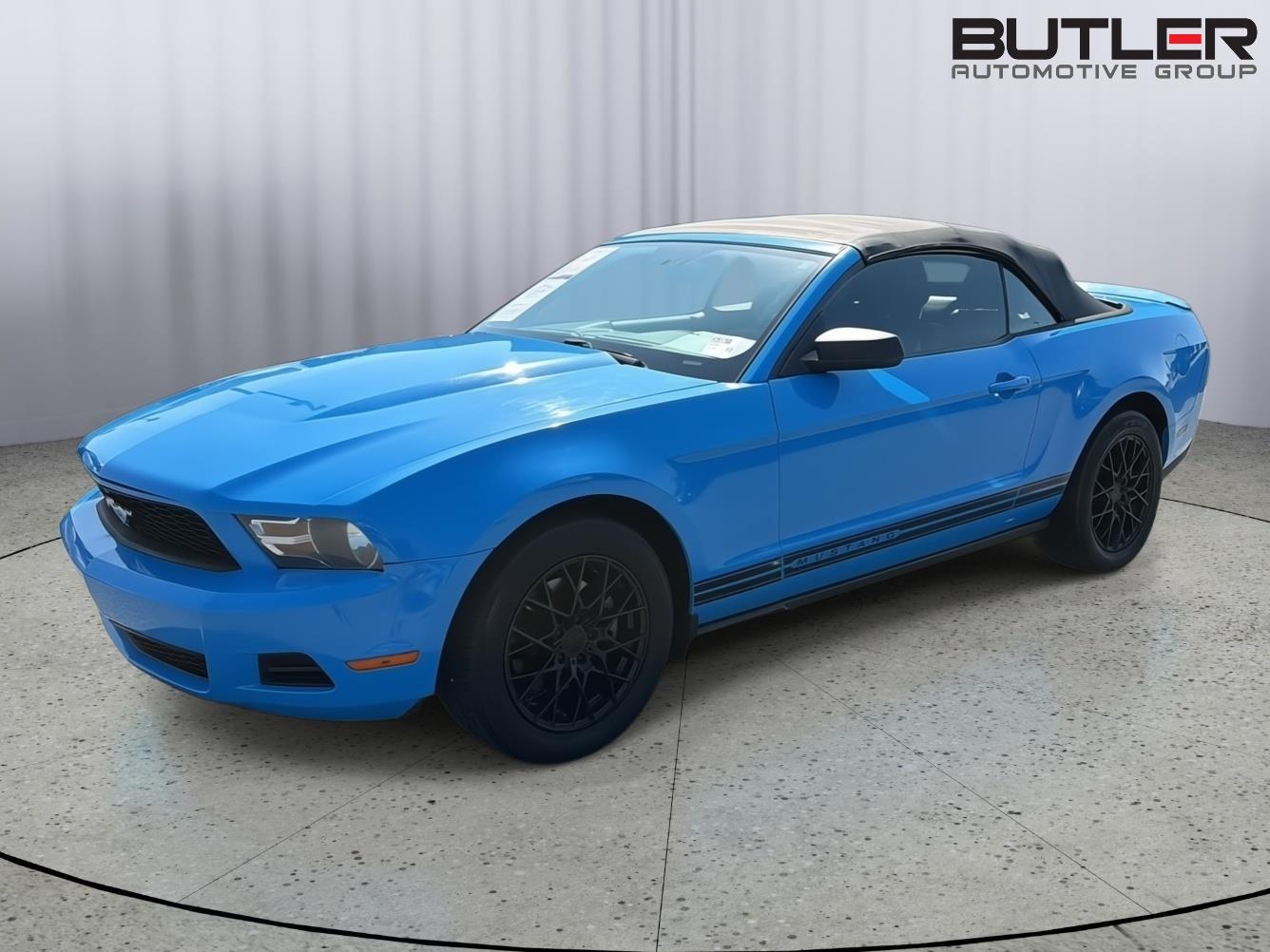 Used 2012 Ford Mustang V6 Premium with VIN 1ZVBP8EM7C5282592 for sale in Milledgeville, GA
