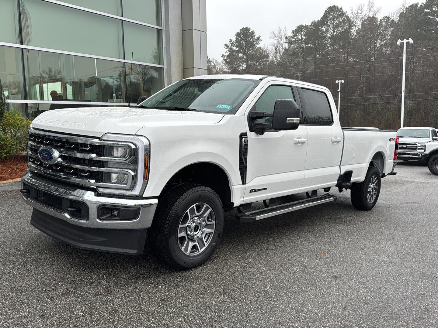 2026 Ford F-250 Super Duty Lariat - Photo 2