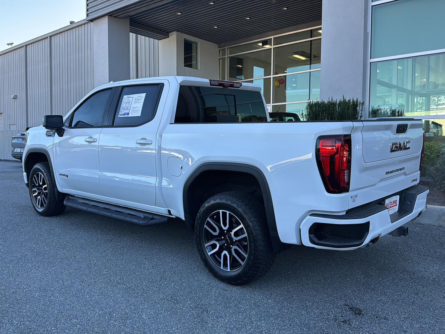 2024 Gmc Sierra 1500 AT4 photo 2