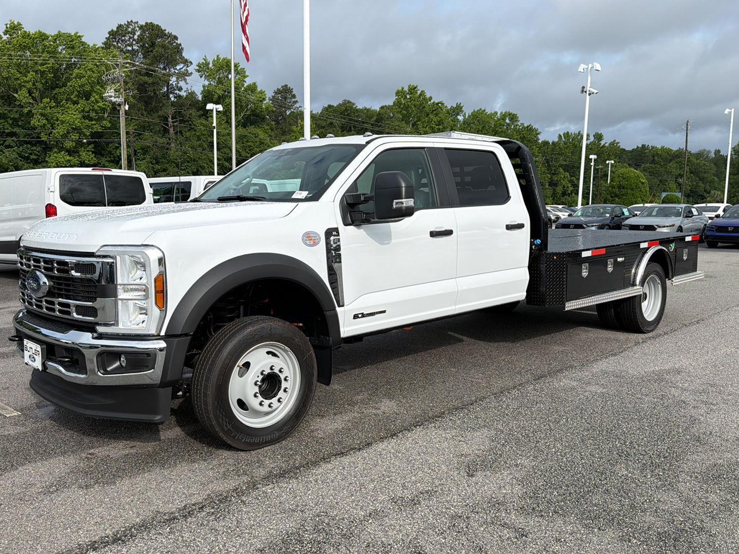 2026 Ford F-450 XL Crew Cab 203-In DRW's photo