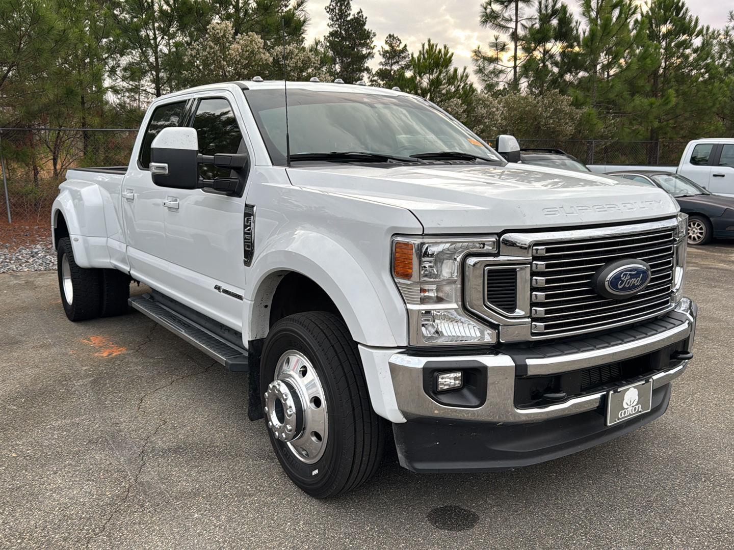 2022 Ford F-450 Lariat photo 4