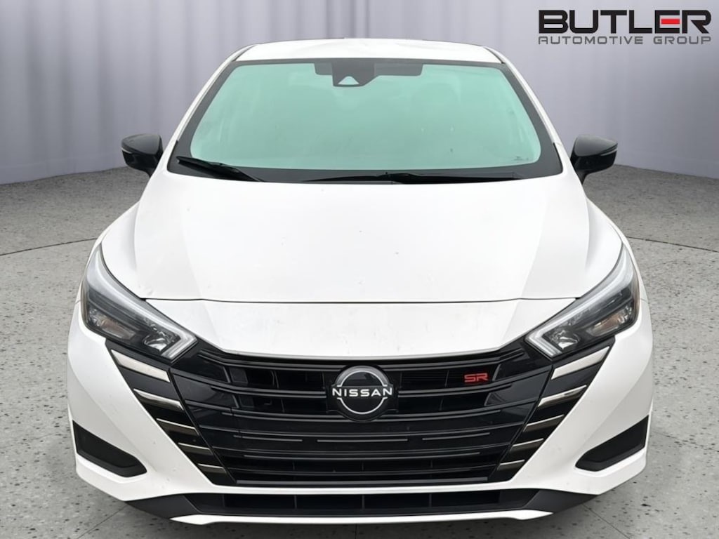 Used 2023 Nissan Versa 1.6 SR Sedan