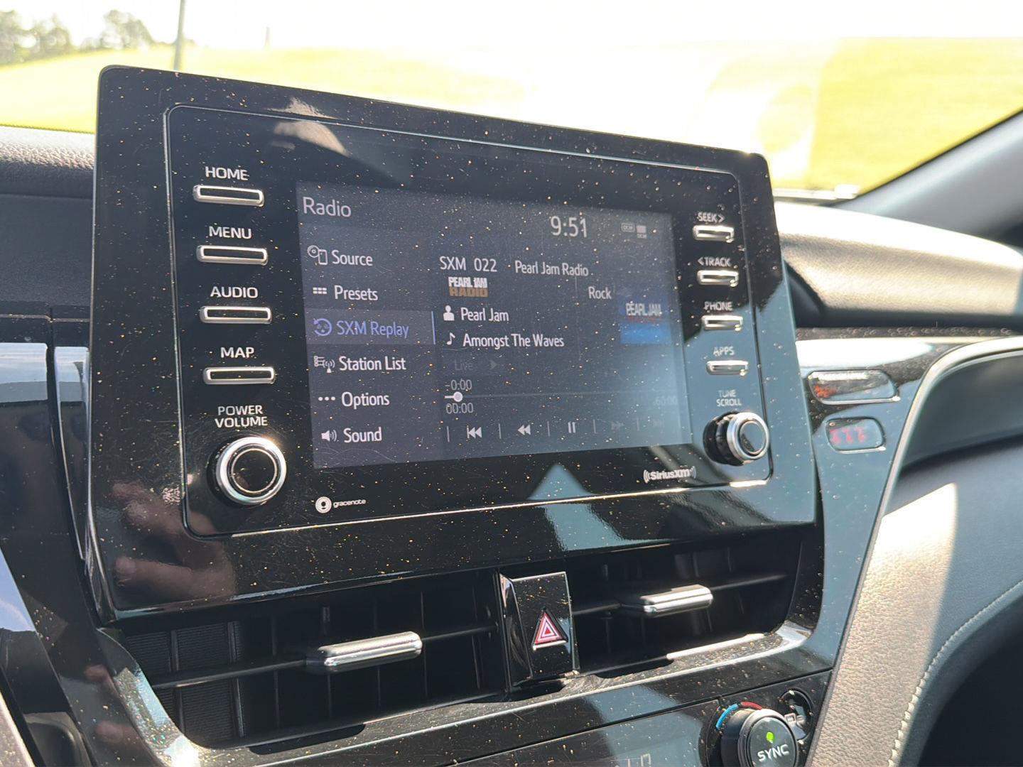 2024 Toyota Camry SE - Photo 24