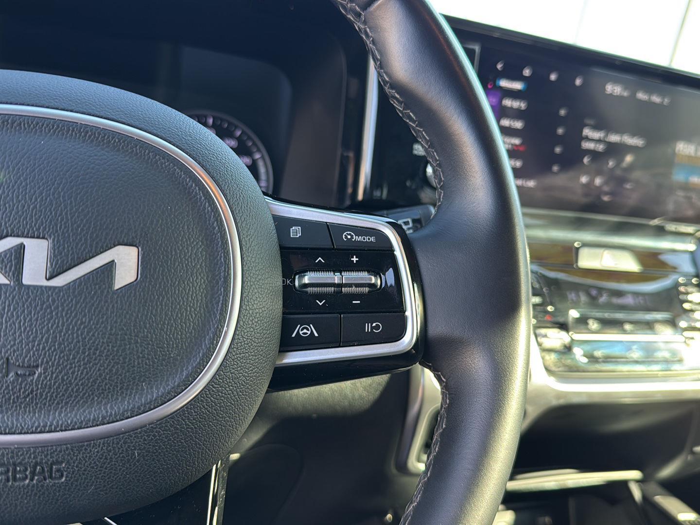 2022 Kia Sorento S - Photo 19