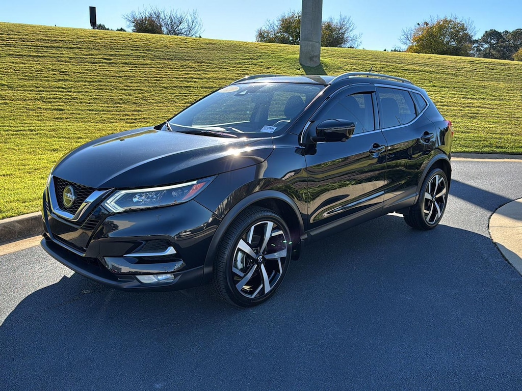Used 2021 Nissan Rogue Sport SL SUV