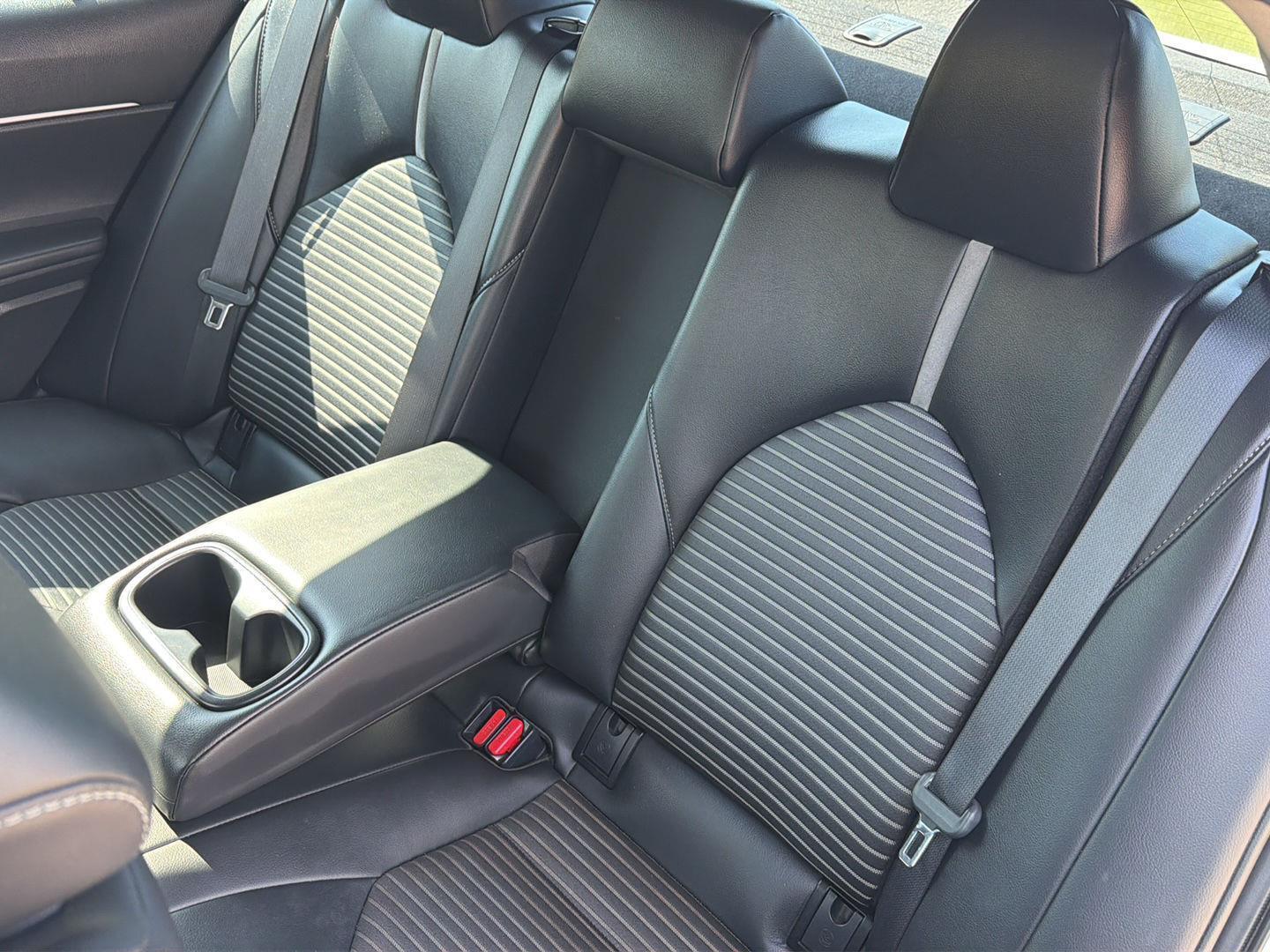 2024 Toyota Camry SE - Photo 30