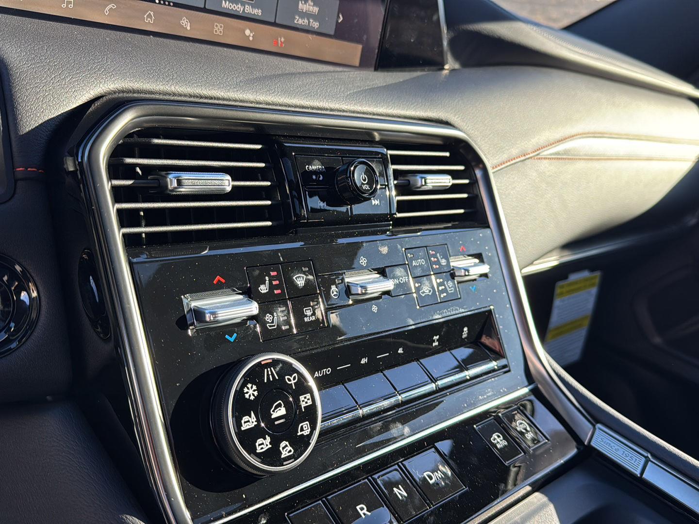 2026 Nissan Armada PRO-4X - Photo 22