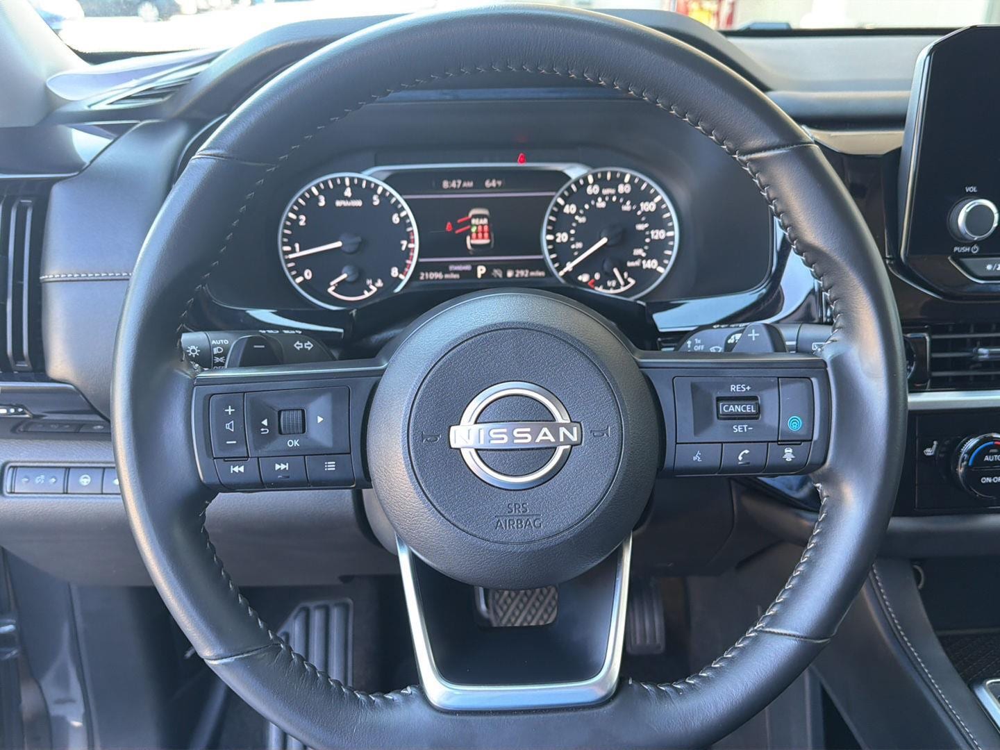 2025 Nissan Pathfinder SV - Photo 21