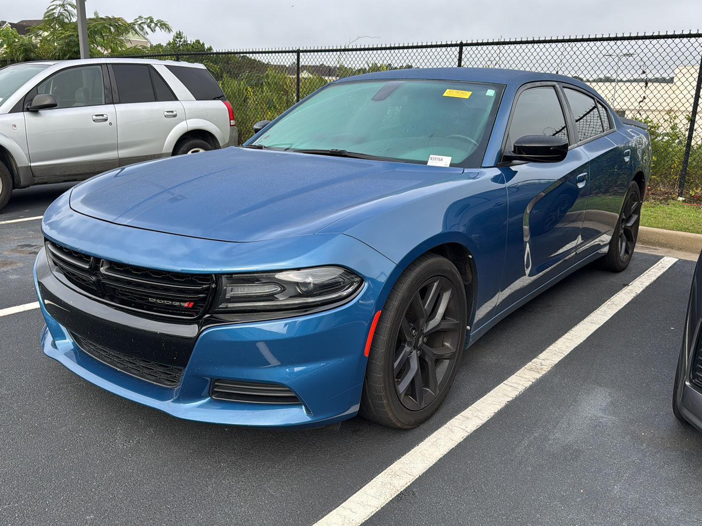 2020 Dodge Charger SXT photo 2
