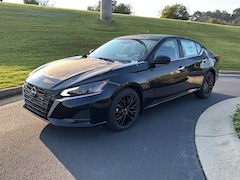 2025 Nissan Altima SV Sedan