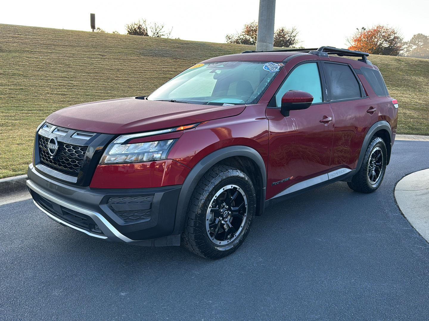 2023 Nissan Pathfinder Rock Creek photo 2