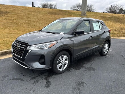 2025 Nissan Kicks Play S SUV