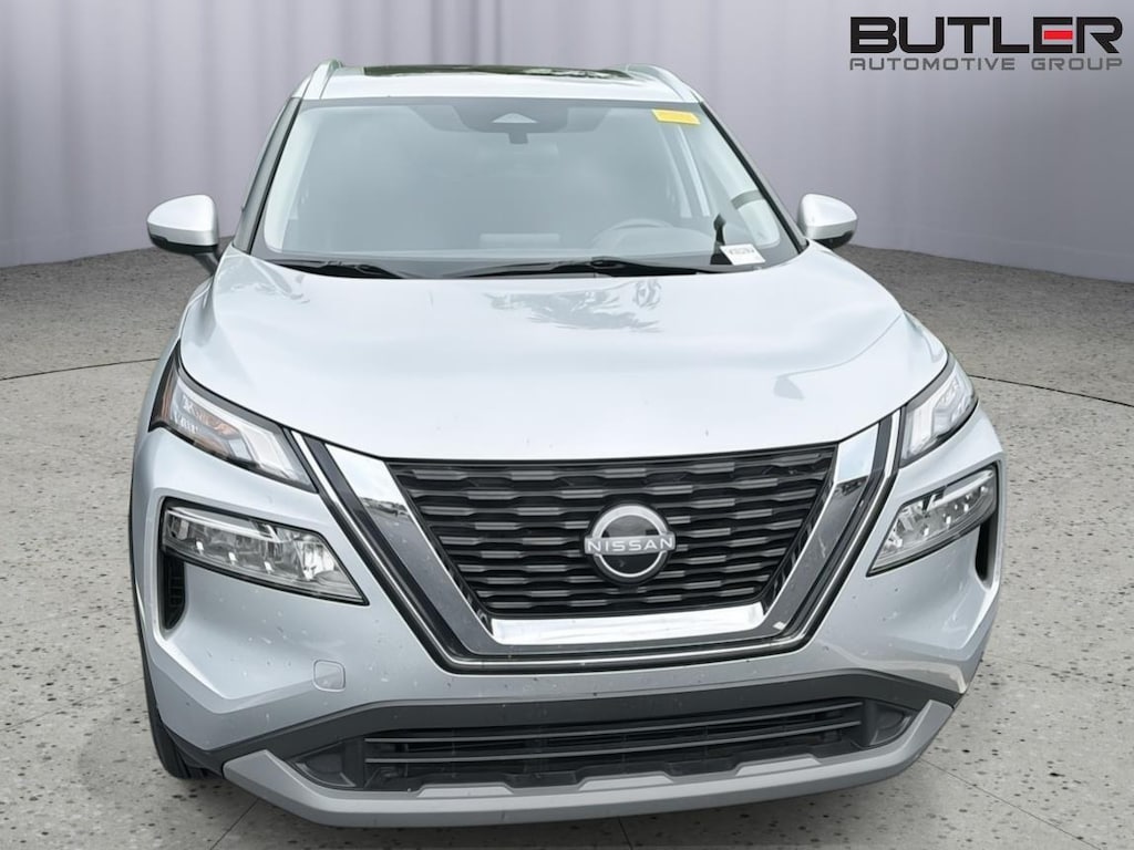Used 2022 Nissan Rogue SV SUV