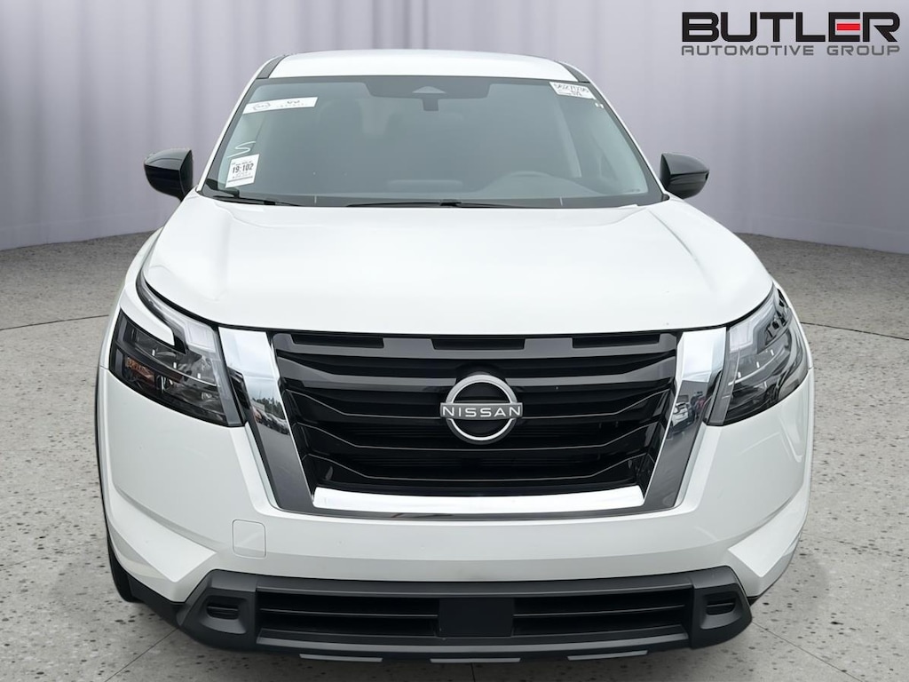 Used 2024 Nissan Pathfinder S SUV